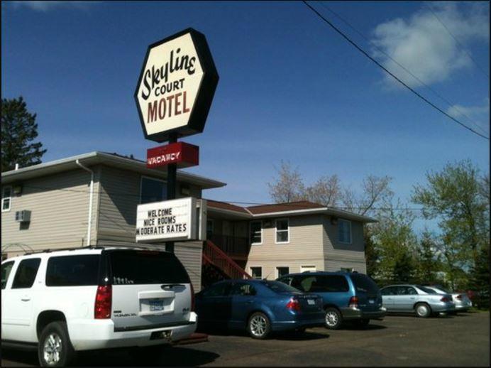Skyline Court Motel Hermantown Bagian luar foto